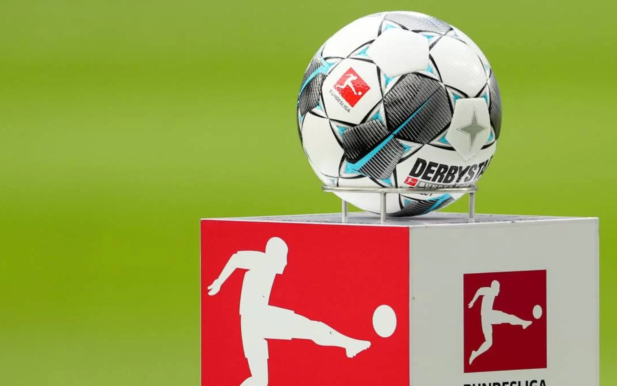 Bundesliga là giải đấu với nhiều ấn tượng đặc biệt