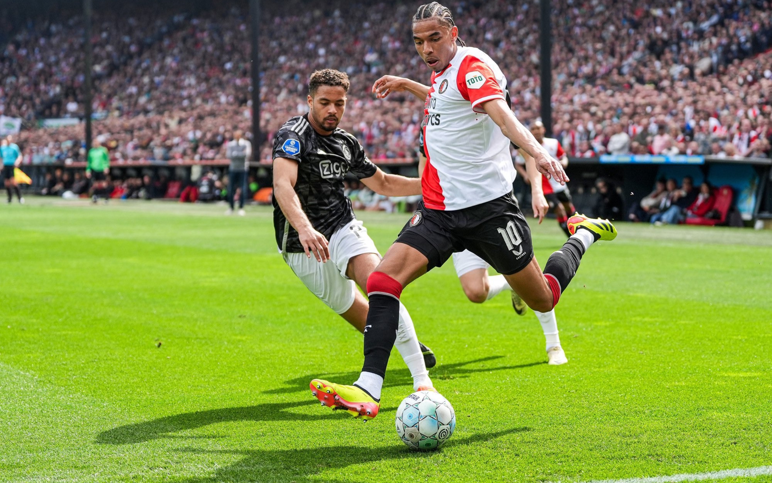 Dự đoán kèo cược tương lai phù hợp Ajax và Feyenoord