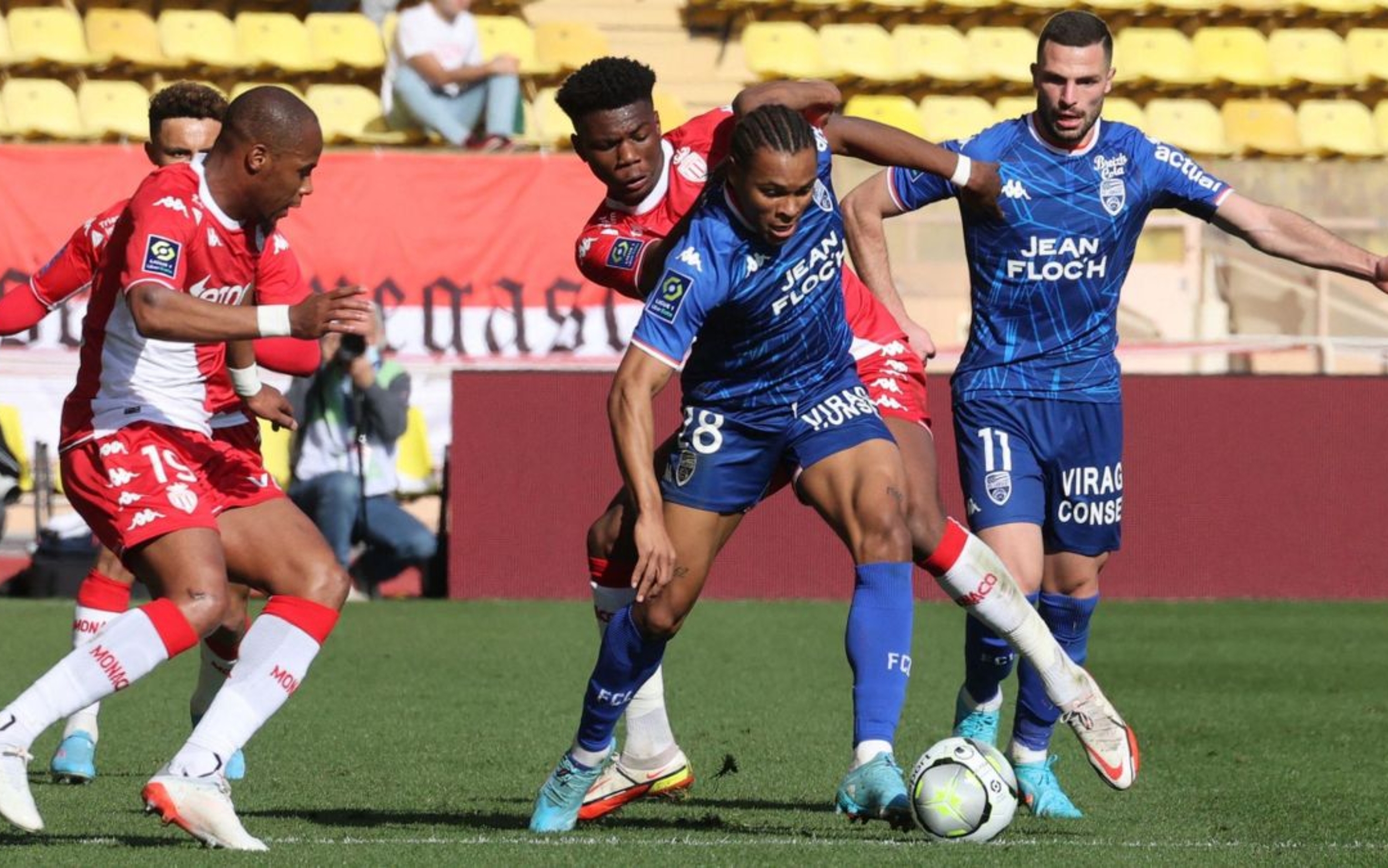 Lựa chọn kèo bóng đá dành cho Lorient và Monaco