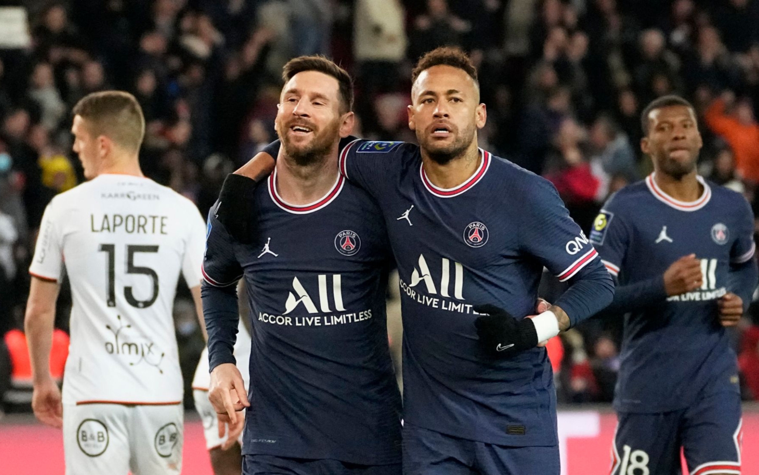 PSG dành chiến thắng 4-1 trước Lorient