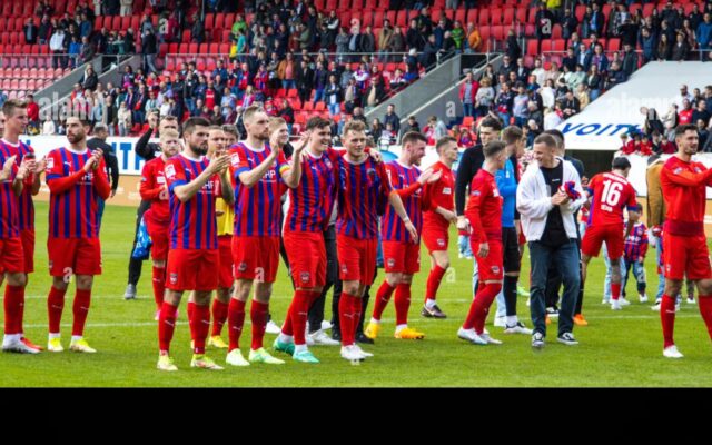 Tình hình lực lượng hiện tại của 2 đội