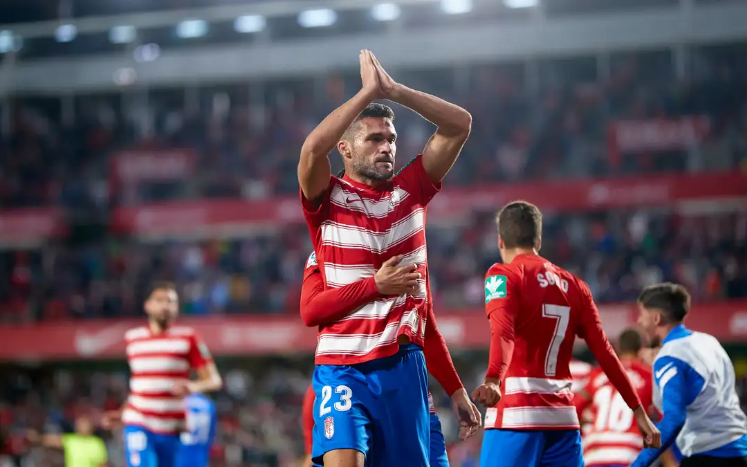 Xem xét tình hình hiện tại về lực lượng và sức mạnh của Real Sociedad và Granada